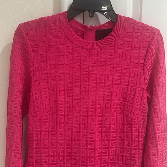 Givenchy pink knit logo dress - Picture 4 of 8